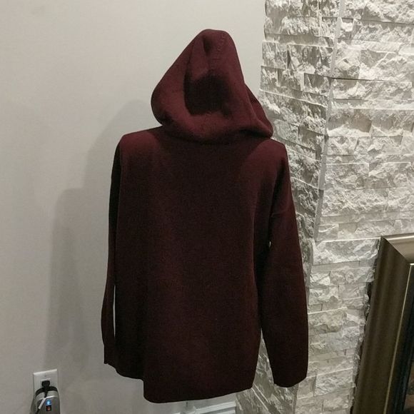 Massimo dutti soft burgundy hoodie - Picture 3 of 7